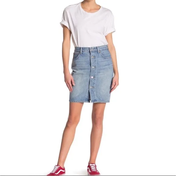 🌿🦋 Levi’s Jean Mom Skirt