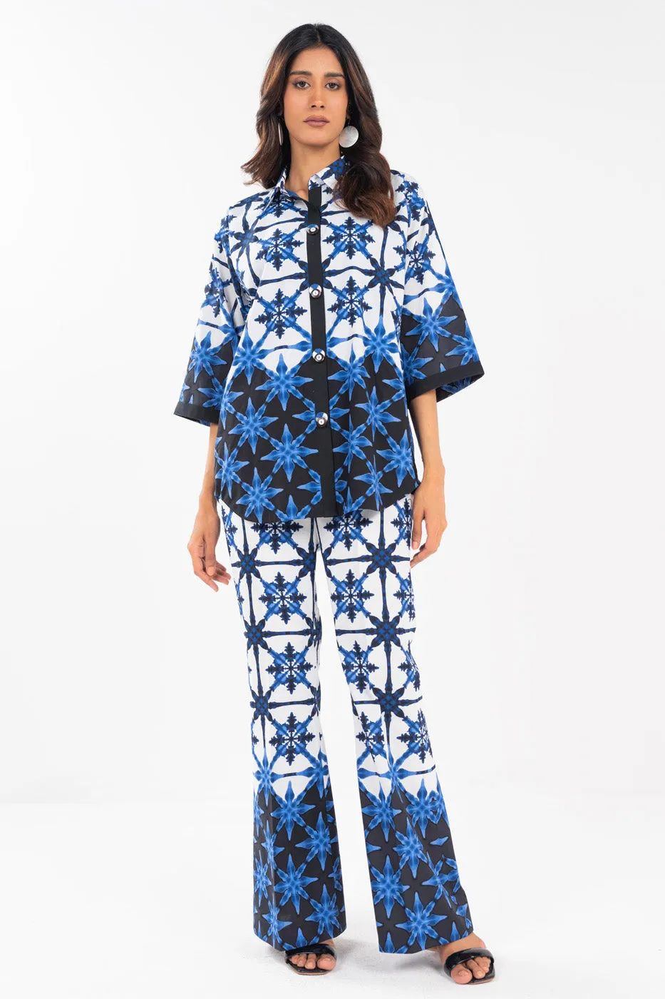 3 Piece  Printed Lawn Suit With Printed Chiffon Dupatta