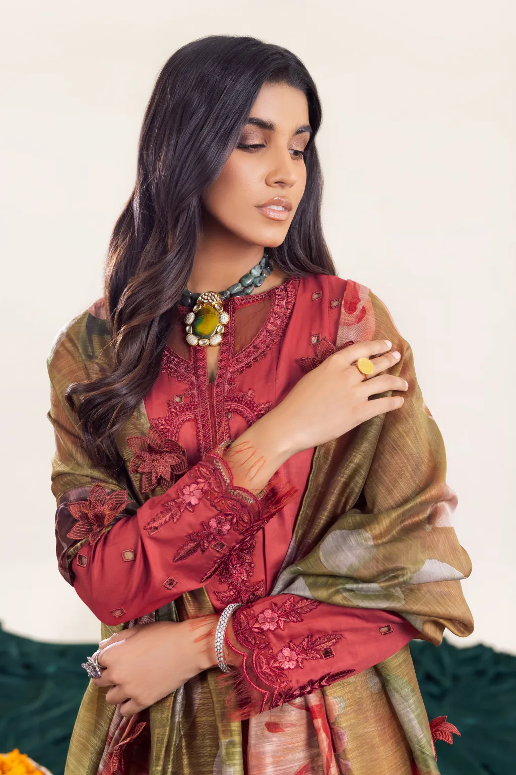 AL-03 Daanaa | Iznik Aashiyan Embroidered Unstitched Festive Lawn Collection23