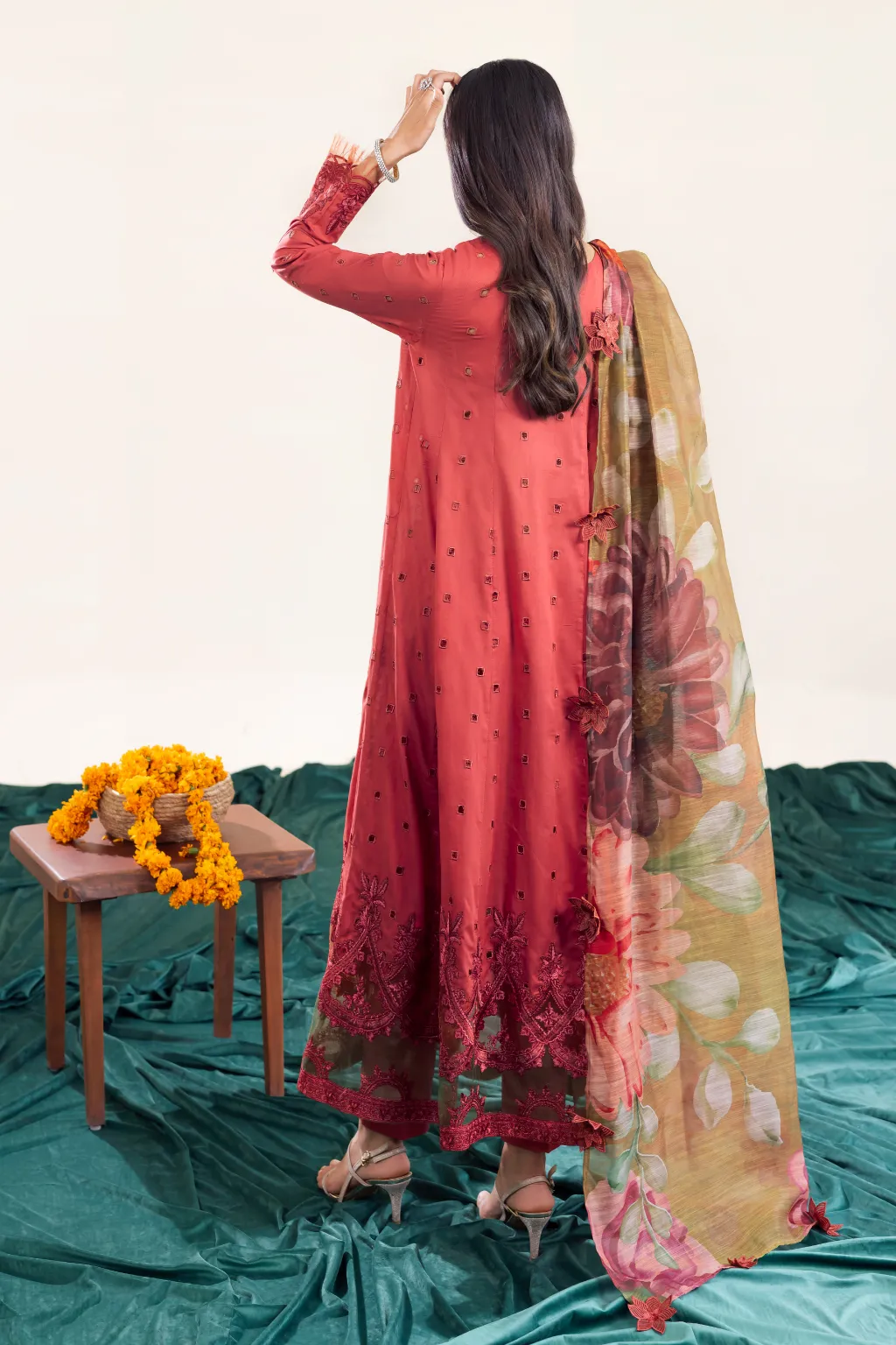 AL-03 Daanaa | Iznik Aashiyan Embroidered Unstitched Festive Lawn Collection23