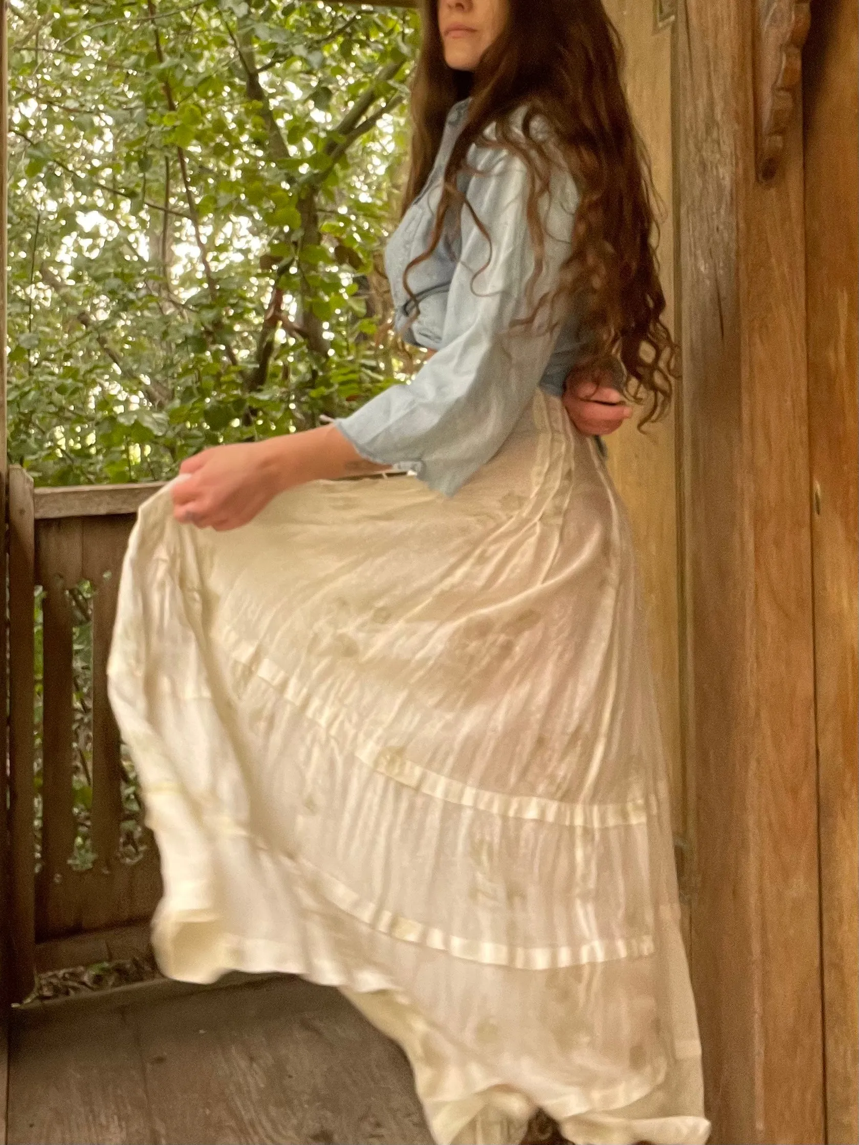 Antique Edwaridan Watercolor Floral Fine Cotton Skirt