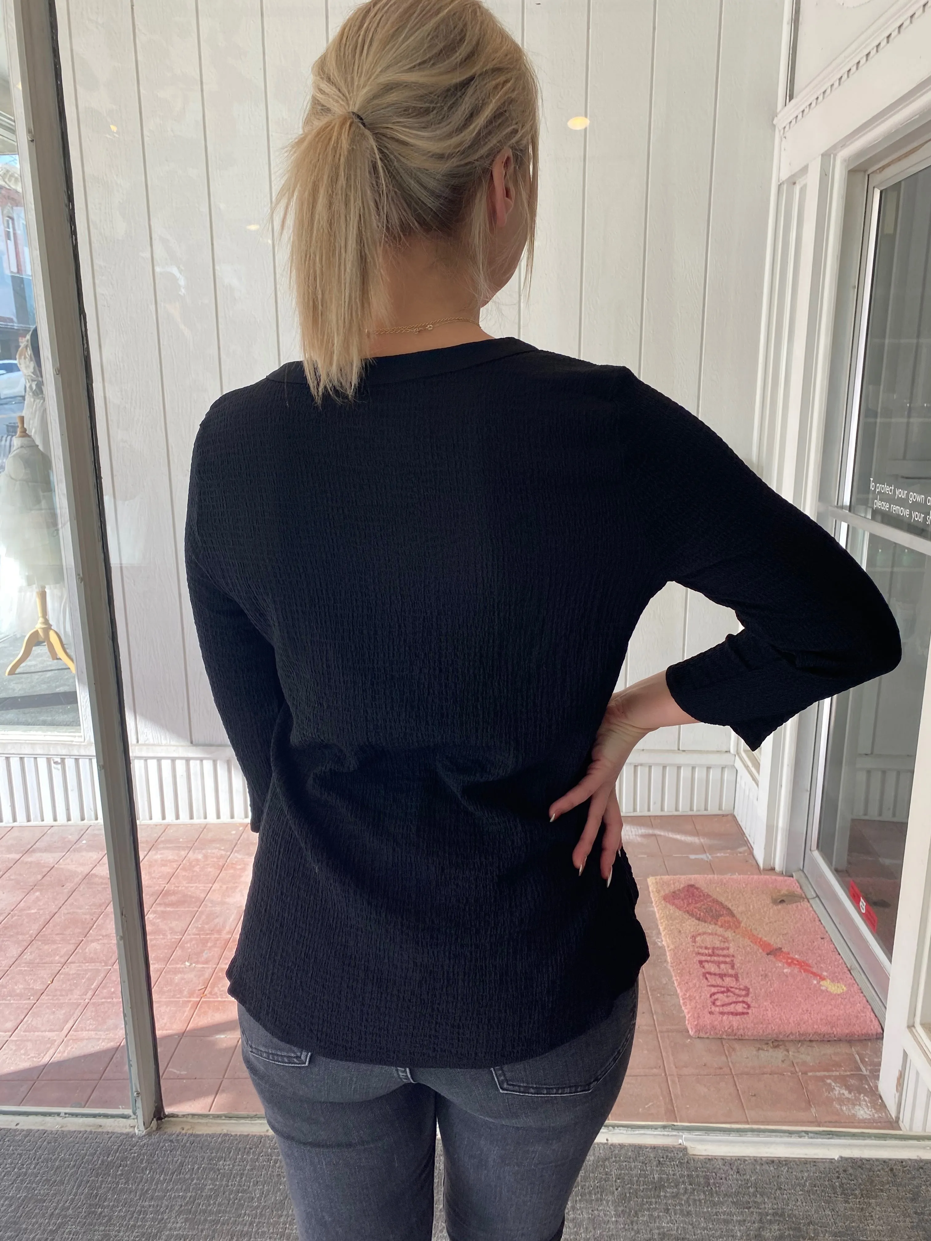 Black Pucker Gauze Top