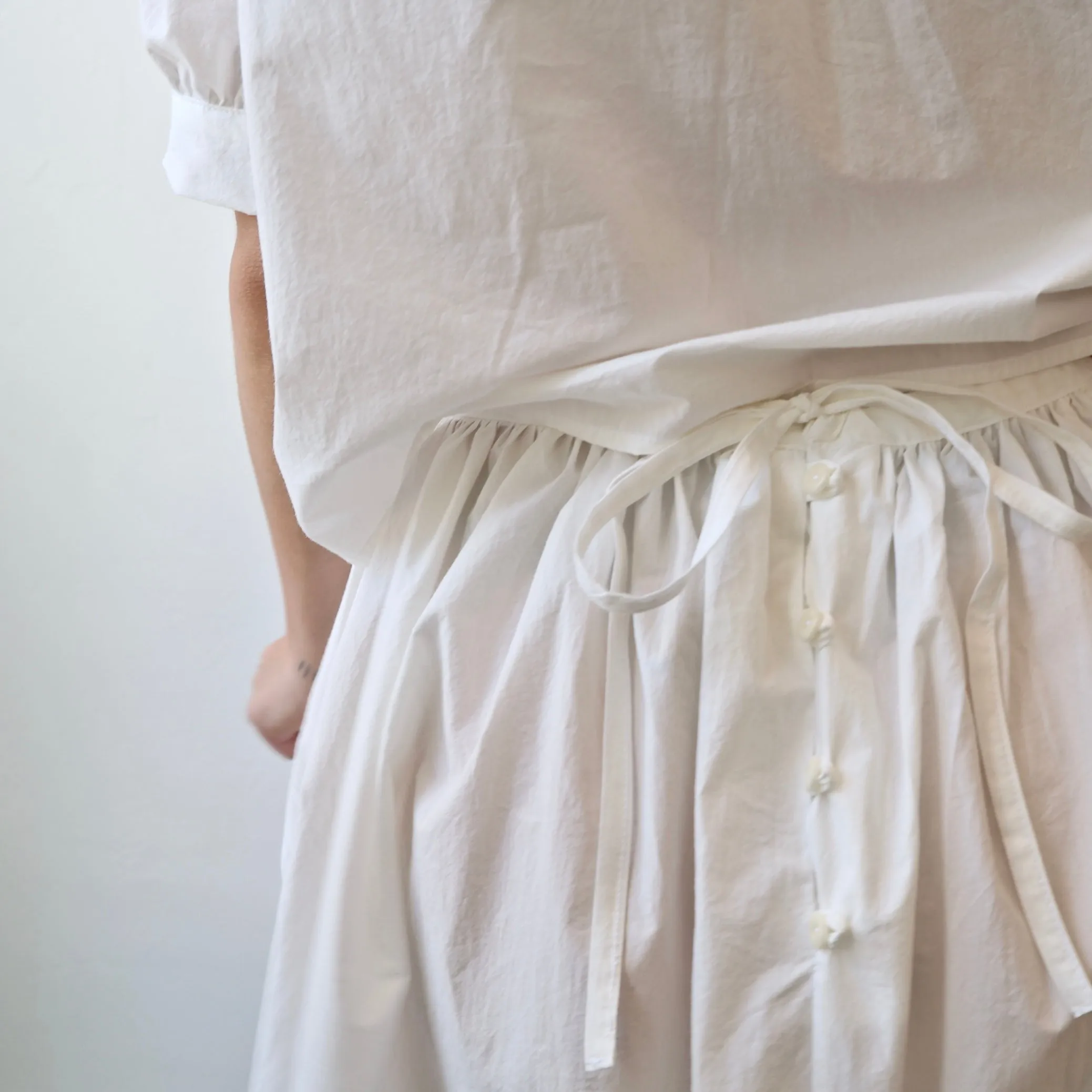 Bon Tie Back Skirt - White