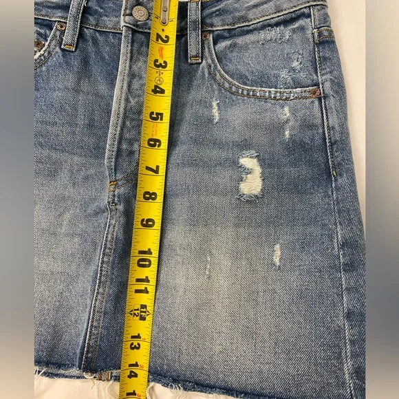Boyish denim skirt