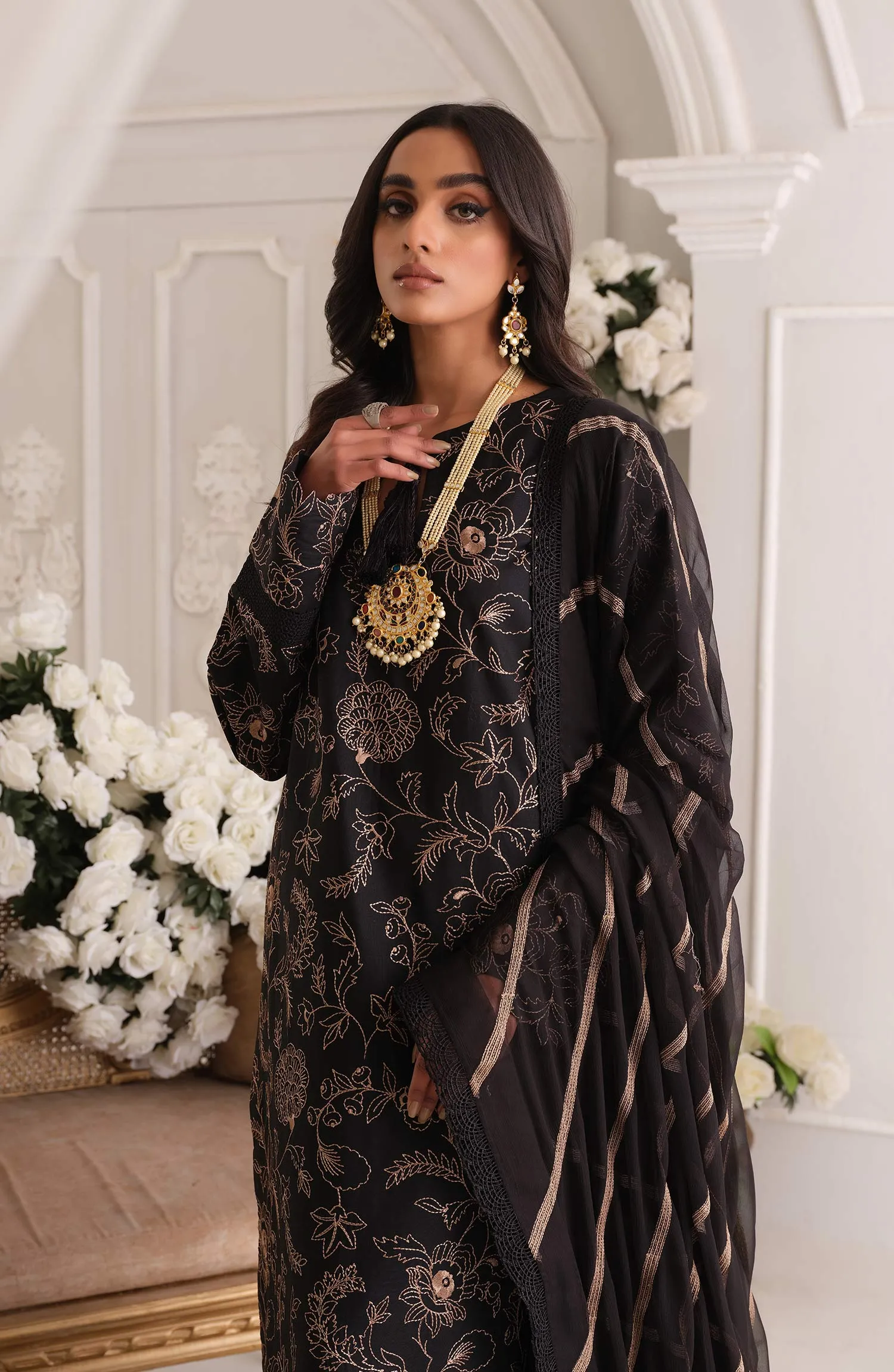 CAVIAR (MLRD-005) |  Maryum N Maria Luxury Pret Eid Edit 2022 | Stitched Ready to Wear Suits
