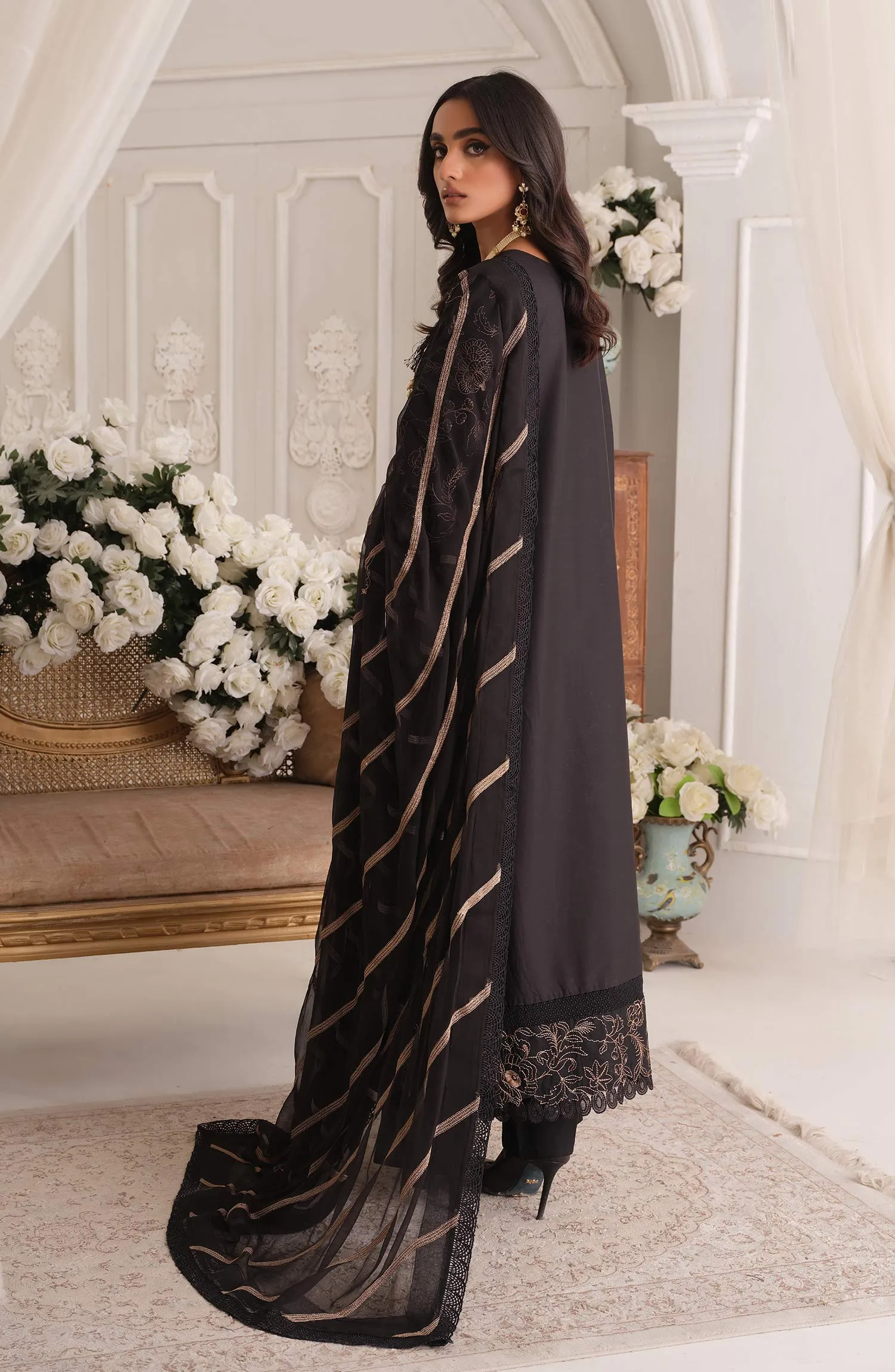 CAVIAR (MLRD-005) |  Maryum N Maria Luxury Pret Eid Edit 2022 | Stitched Ready to Wear Suits
