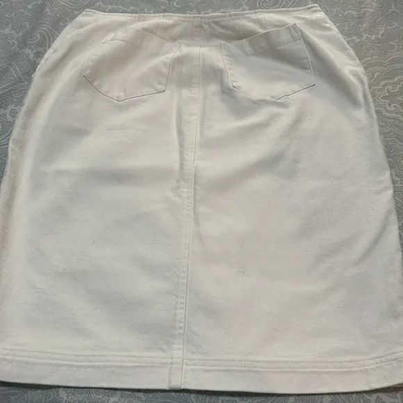 Dana Buchman White Denim Skirt Size 10