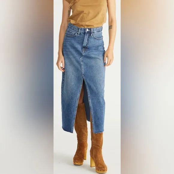 Driftwood Sara Denim Skirt - NWT - Size 31