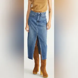 Driftwood Sara Denim Skirt - NWT - Size 31