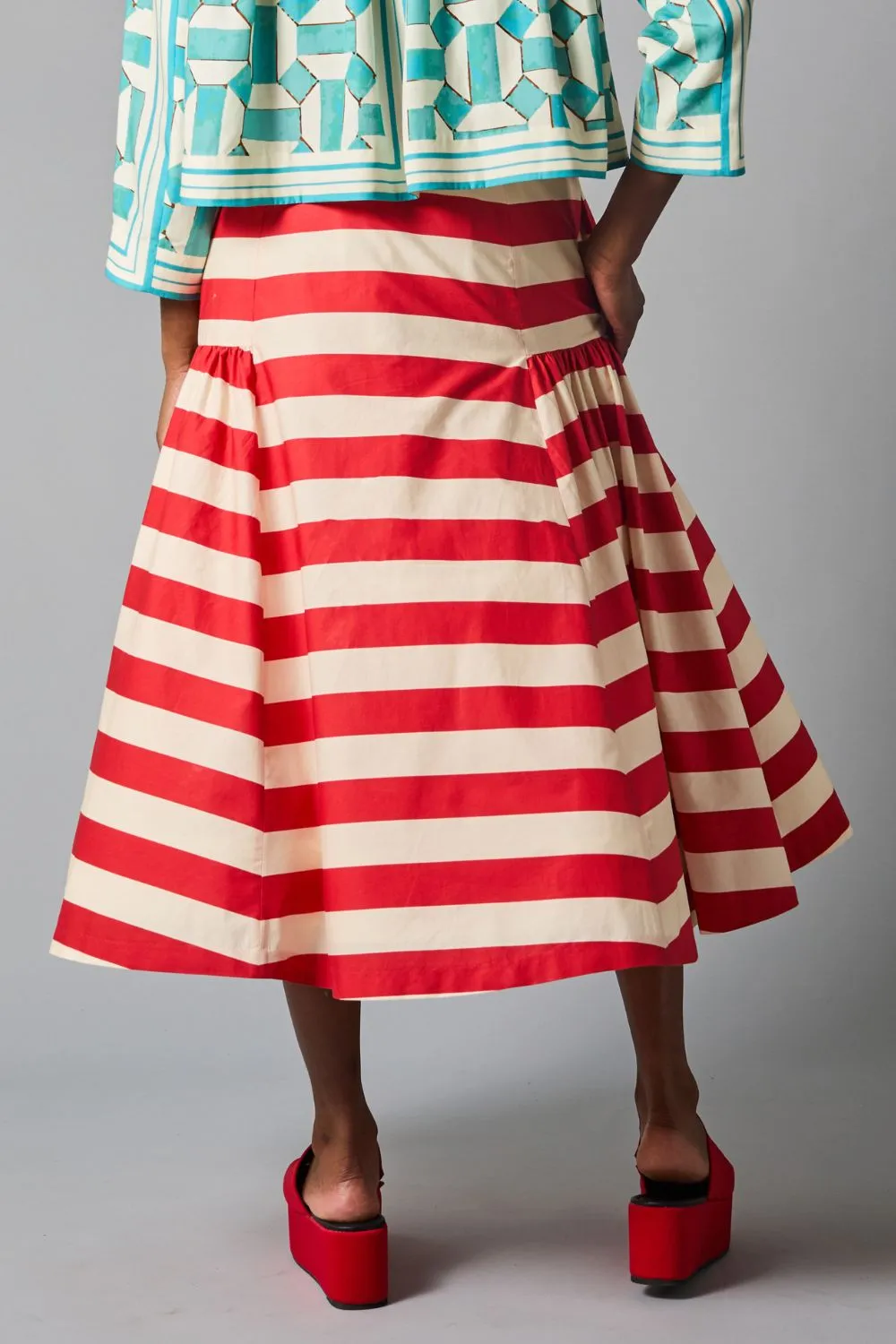 Full Skirt