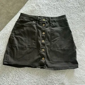 Good American Size 10/30 A-Line Button Front Mini Skirt Dark Olive Green Denim