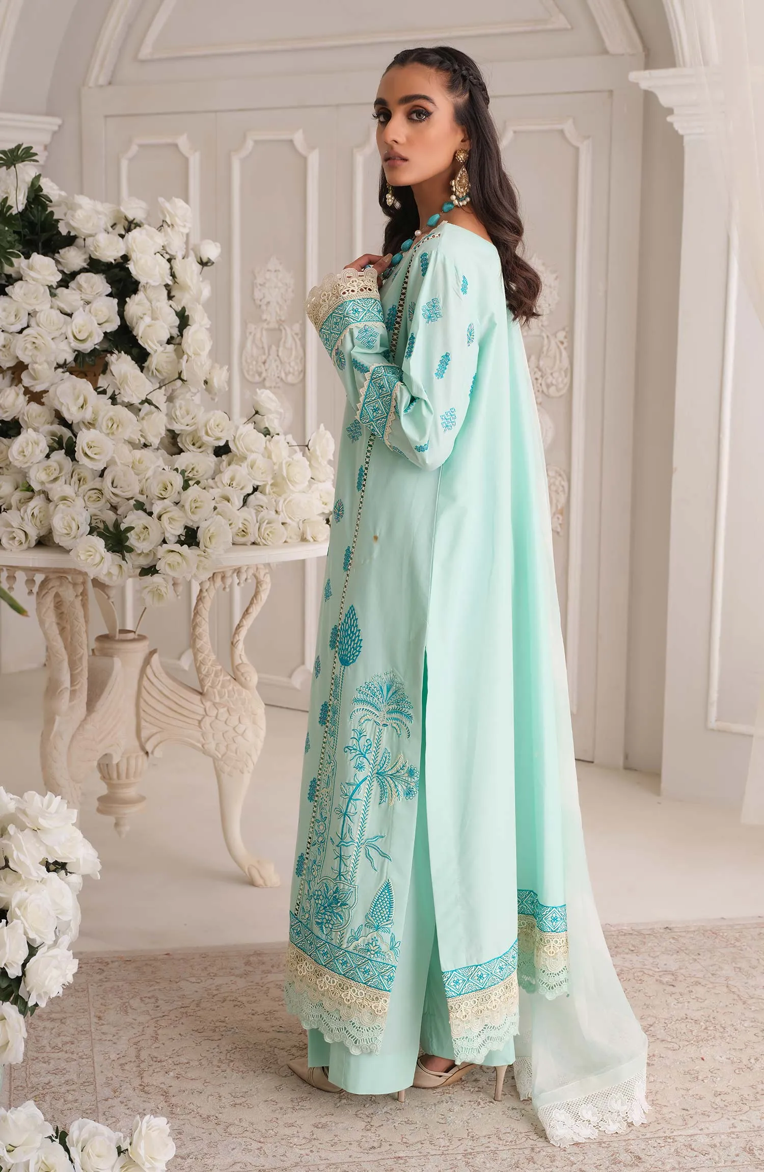HOLIDAY (MLRD-012) | Maryum N Maria Chand Ki Chandni Collection 2022 | Ready To Wear Stitched Suits