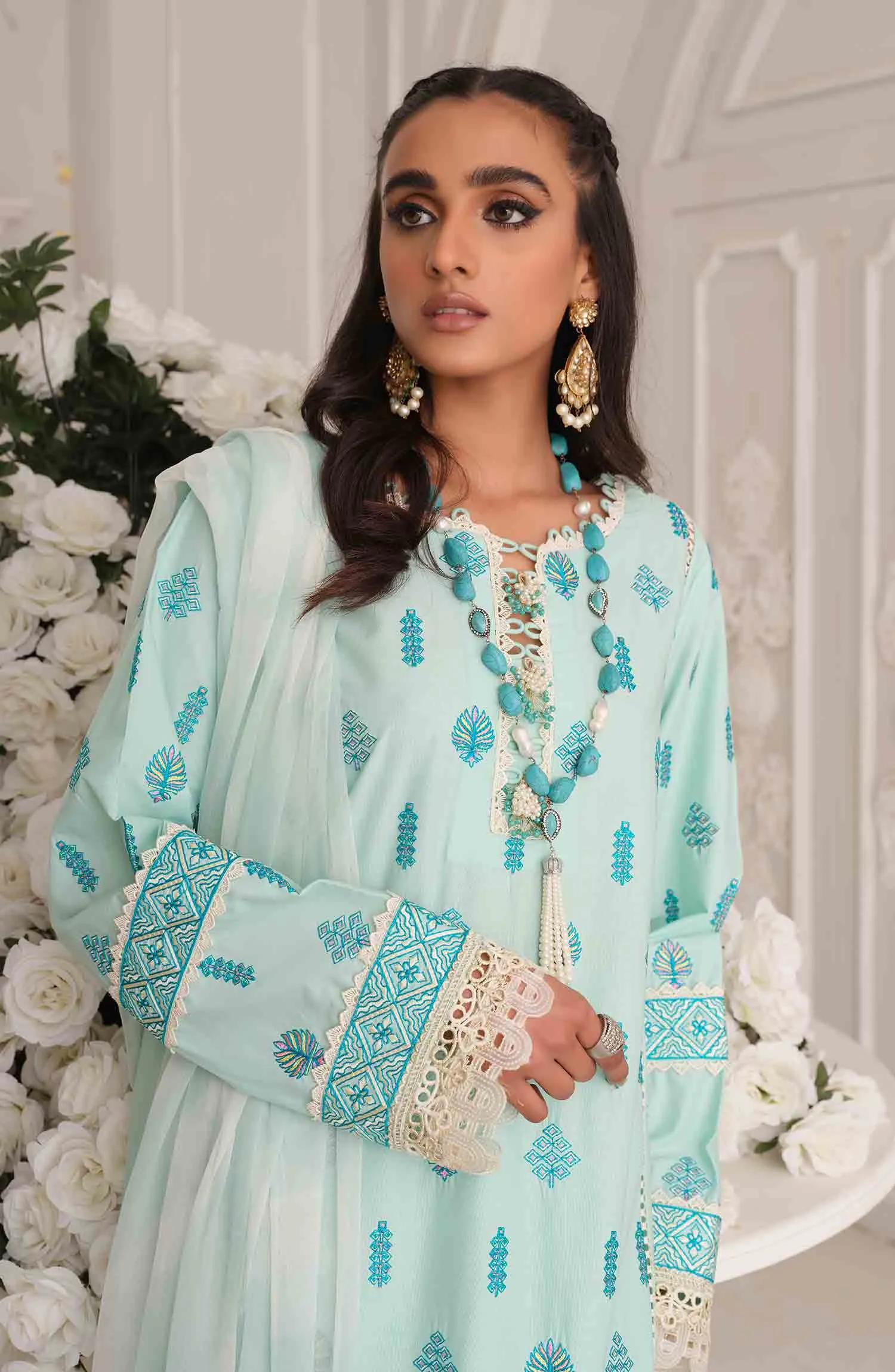 HOLIDAY (MLRD-012) | Maryum N Maria Chand Ki Chandni Collection 2022 | Ready To Wear Stitched Suits