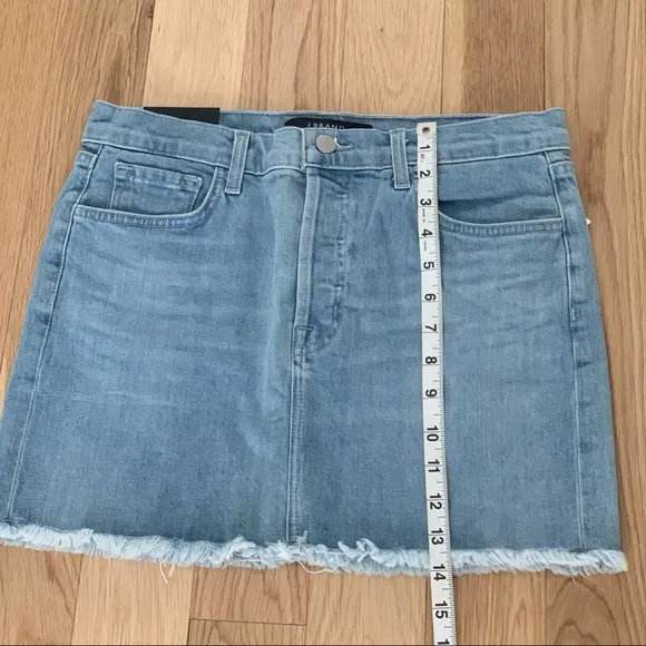 J Brand Bonny Mid-Rise Mini Skirt 26