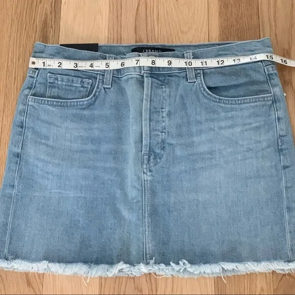 J Brand Bonny Mid-Rise Mini Skirt 26