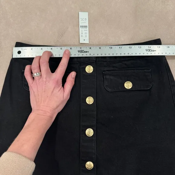 J Crew Button-front denim mini skirt • size 8 • NWT • CC931