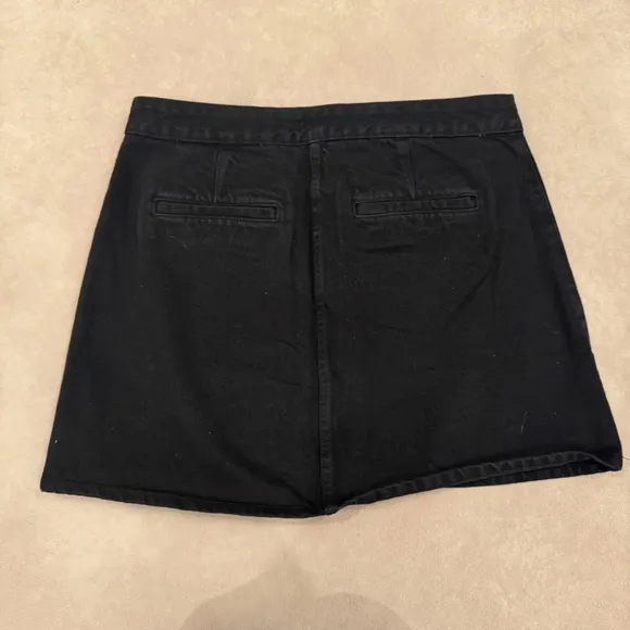 J Crew Button-front denim mini skirt • size 8 • NWT • CC931