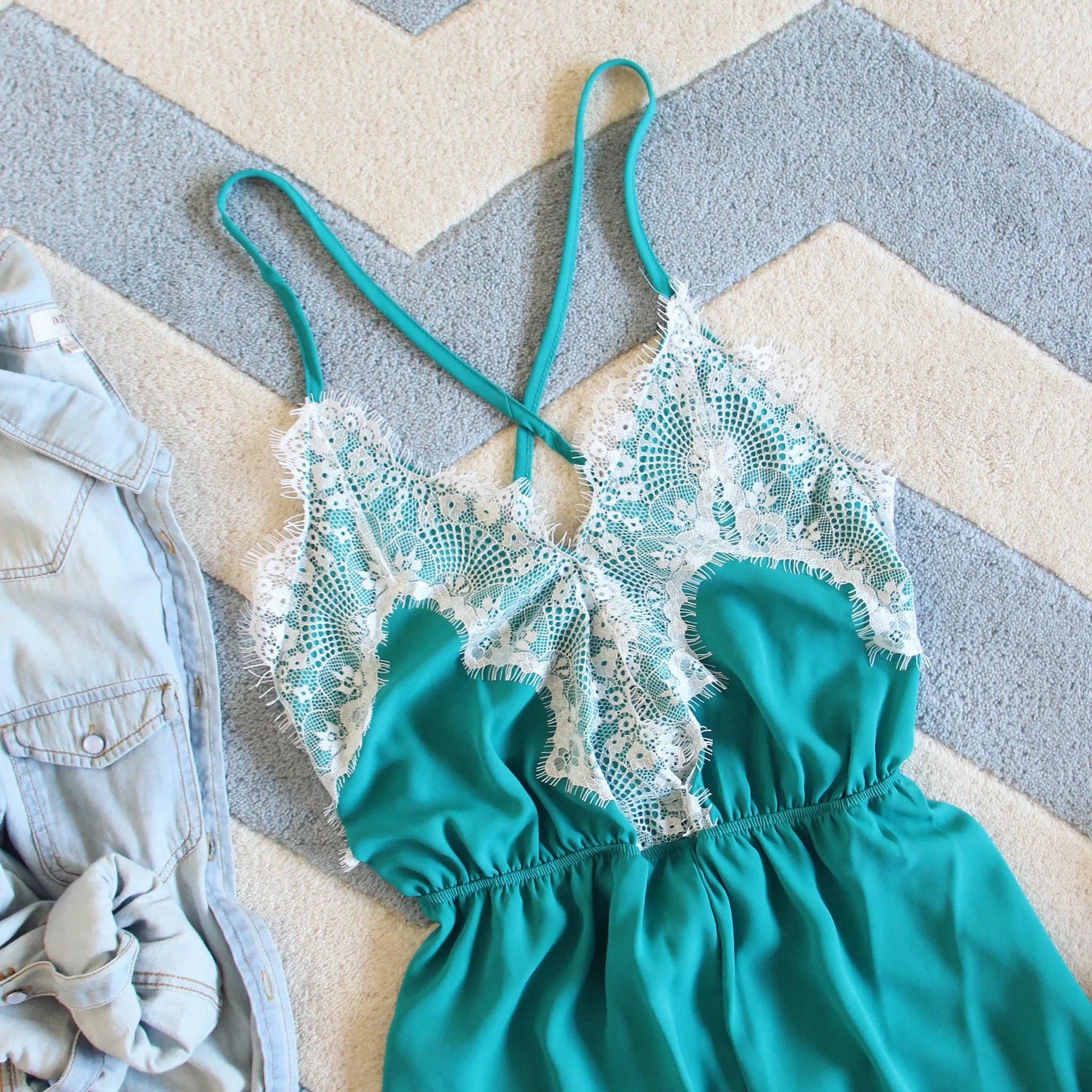 Le Fleur Lace Romper in Azure