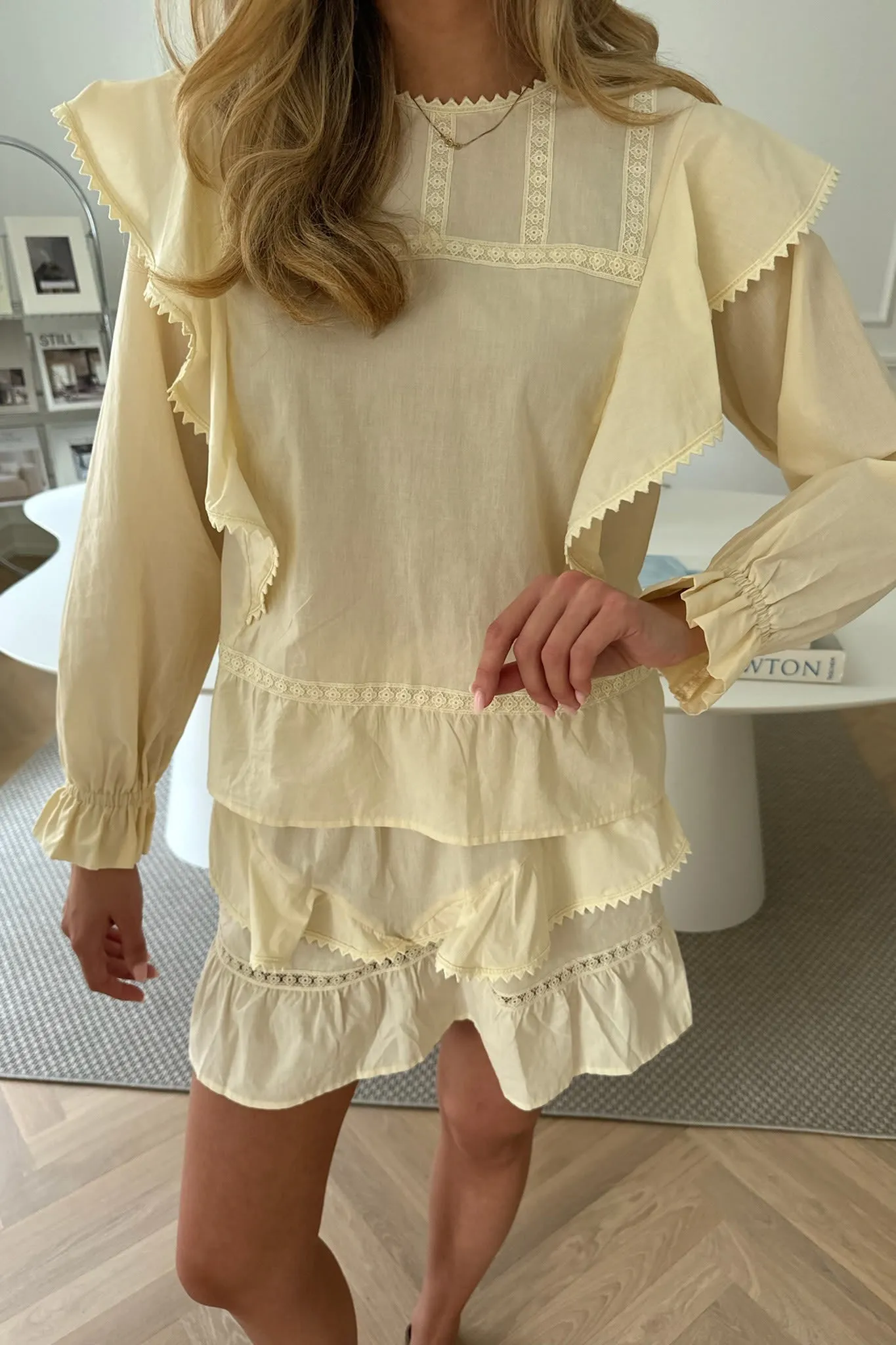LeonoraIC Skjorte - Creme