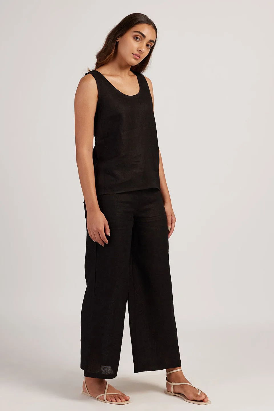 Linen Co-ord Set with Round Neck Tank and Wide Leg Pants