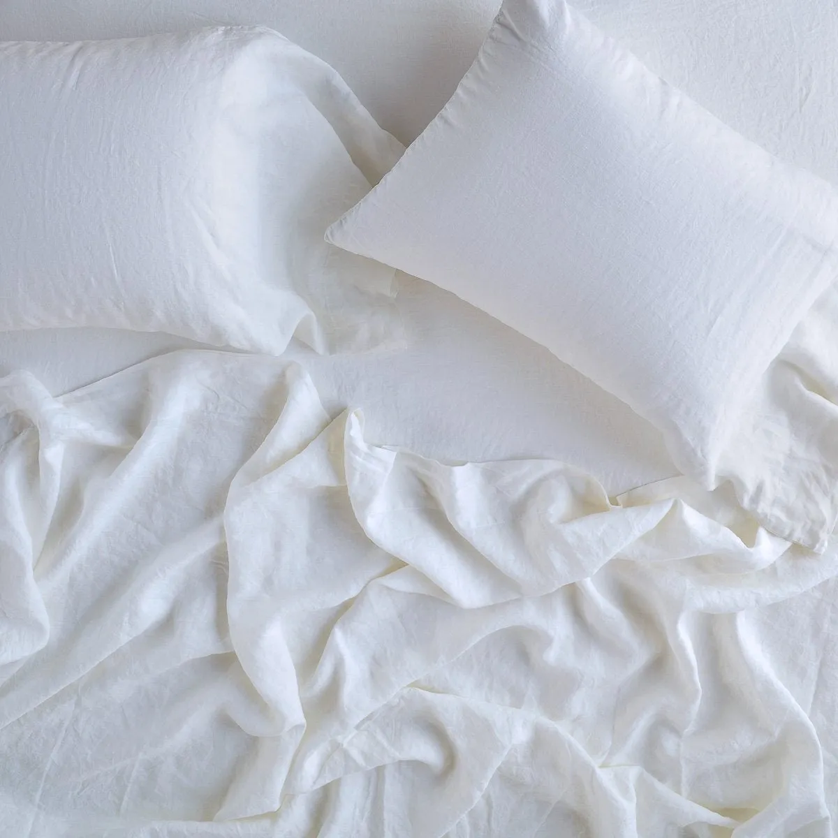 Linen Flat Sheet - White - Queen