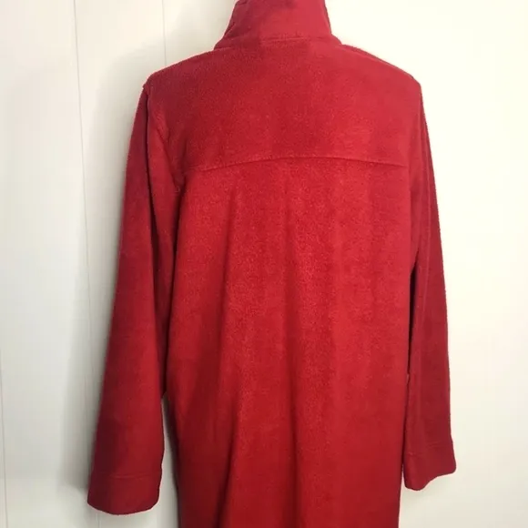 L.L.BEAN maroon full-length full-zip fleece cabincore bathrobe.