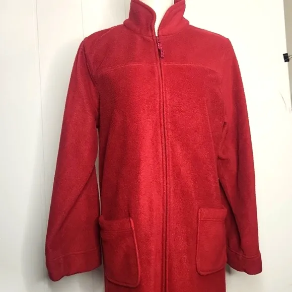 L.L.BEAN maroon full-length full-zip fleece cabincore bathrobe.