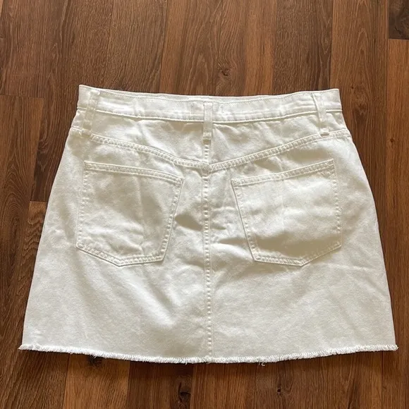 🆕Madewell Rigid Denim A-Line Mini Skirt White SHIPS SAME DAY📦‼️