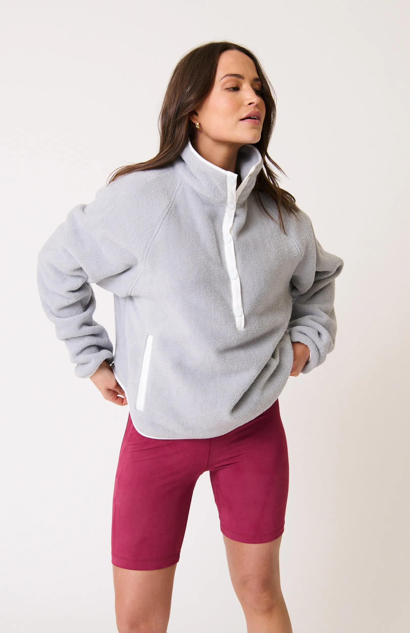 MATTIE PULLOVER || GREY/WHITE