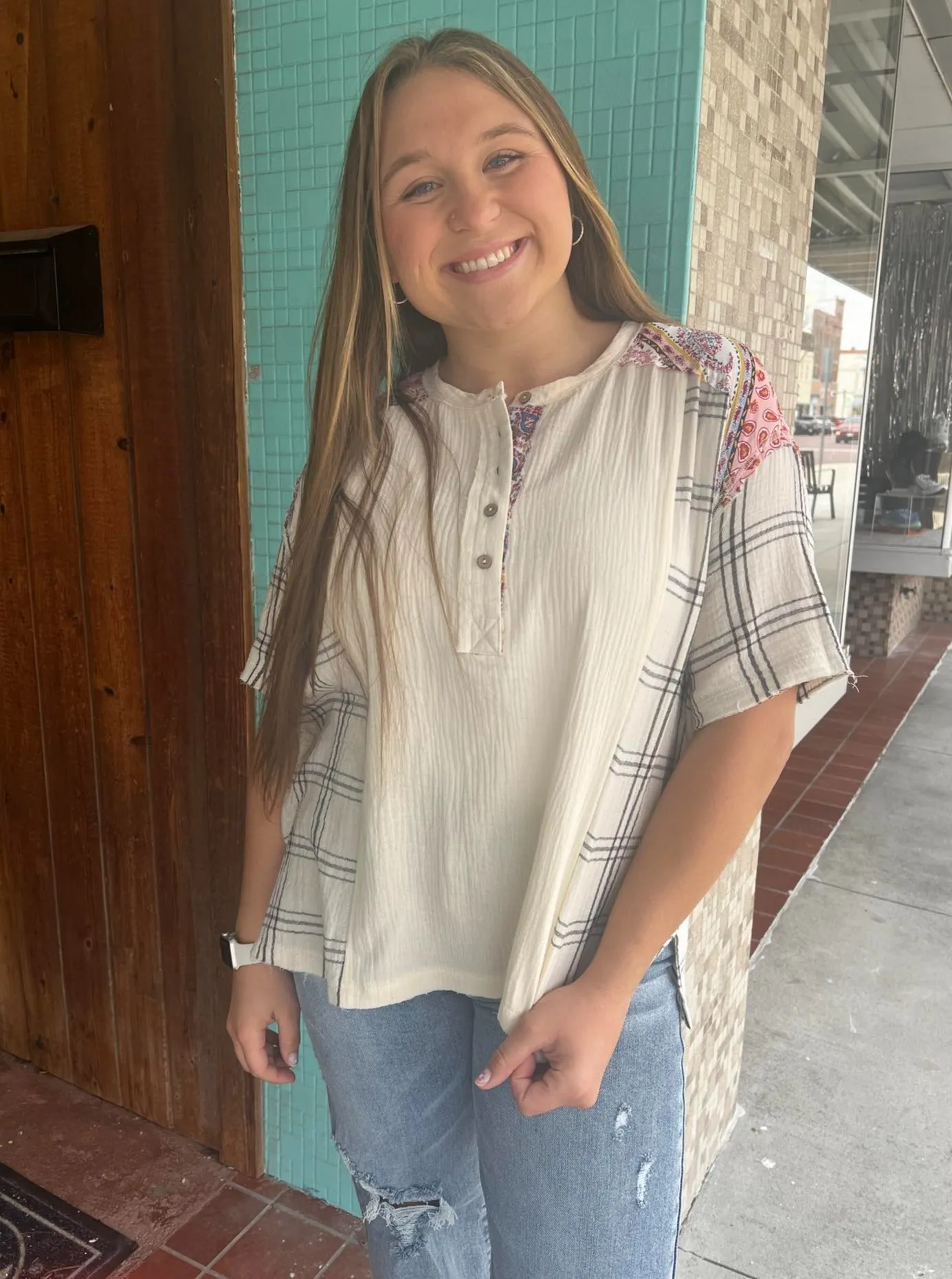 Mixed Print Gauze Short Slv Henley Style Top w Paisley Accent