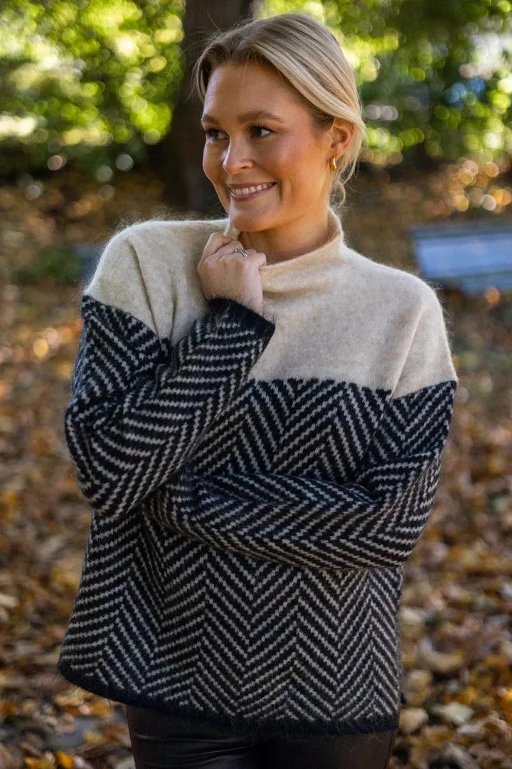 Natasha – High Neck Cotton Jumper