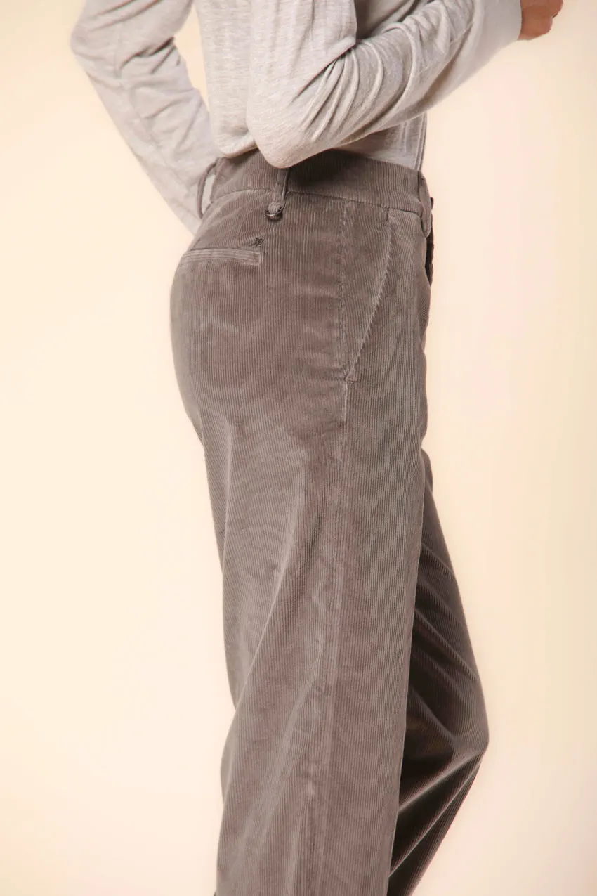 New York Straight women's chino pants in velvet corduroy straight fit 