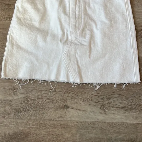 NWT Abercrombie &amp; Fitch white denim jean skirt