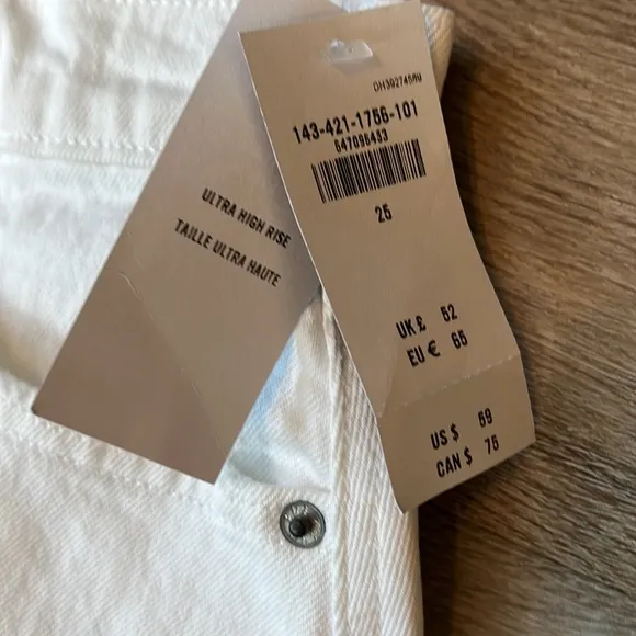NWT Abercrombie &amp; Fitch white denim jean skirt