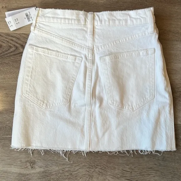 NWT Abercrombie &amp; Fitch white denim jean skirt