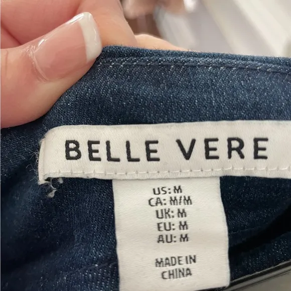 NWT Belle Vere Denim Skirt Set. Blue. Size Medium.
