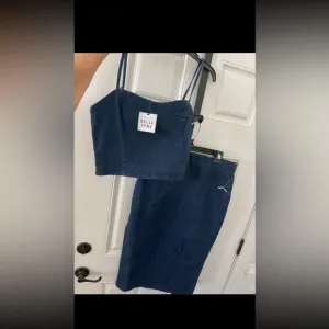 NWT Belle Vere Denim Skirt Set. Blue. Size Medium.