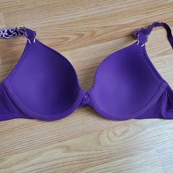 NWT Natori pure luxe coverage contour underwire t shirt bra trim lace plum
