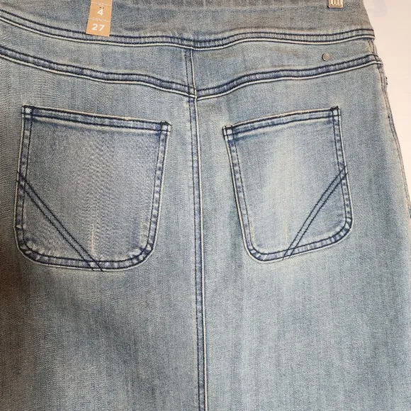 NWT Prana Stretch Denim Dusted Blue Broadway Skirt women's size 4