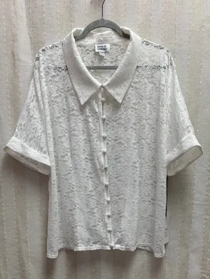 NWT - UNIQUE VINTAGE ivory Lace Short Sleeve Button Up Blouse - 5X / 26