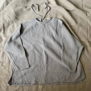 October Top Pale Blue (New Version)