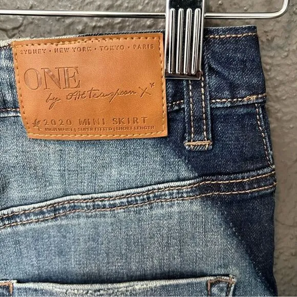 One Teaspoon 2020 Mini High Waist Denim Skirt in Superstar Blue size 22