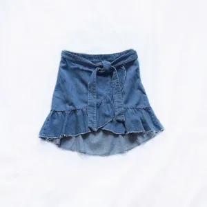 paige ⋆ chambray ruffle belted skirt