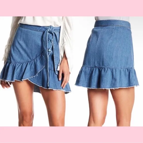 paige ⋆ chambray ruffle belted skirt