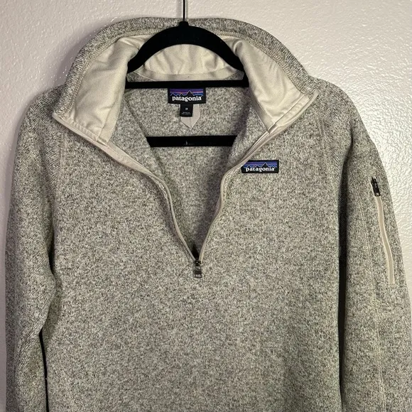 Patagonia Women's Better Sweater Quarter Zip Up Fleece Sweater in Pelican