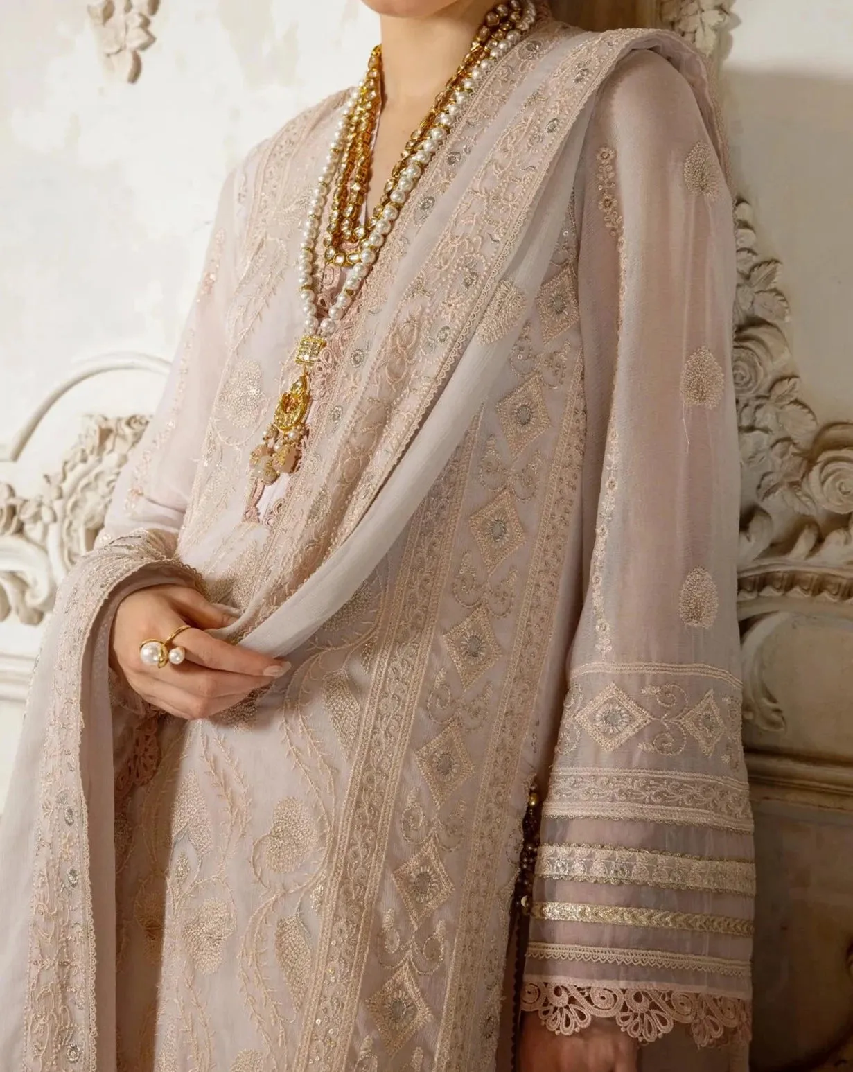 Peacock- embroidered chiffon unstitched 3Pc Suit