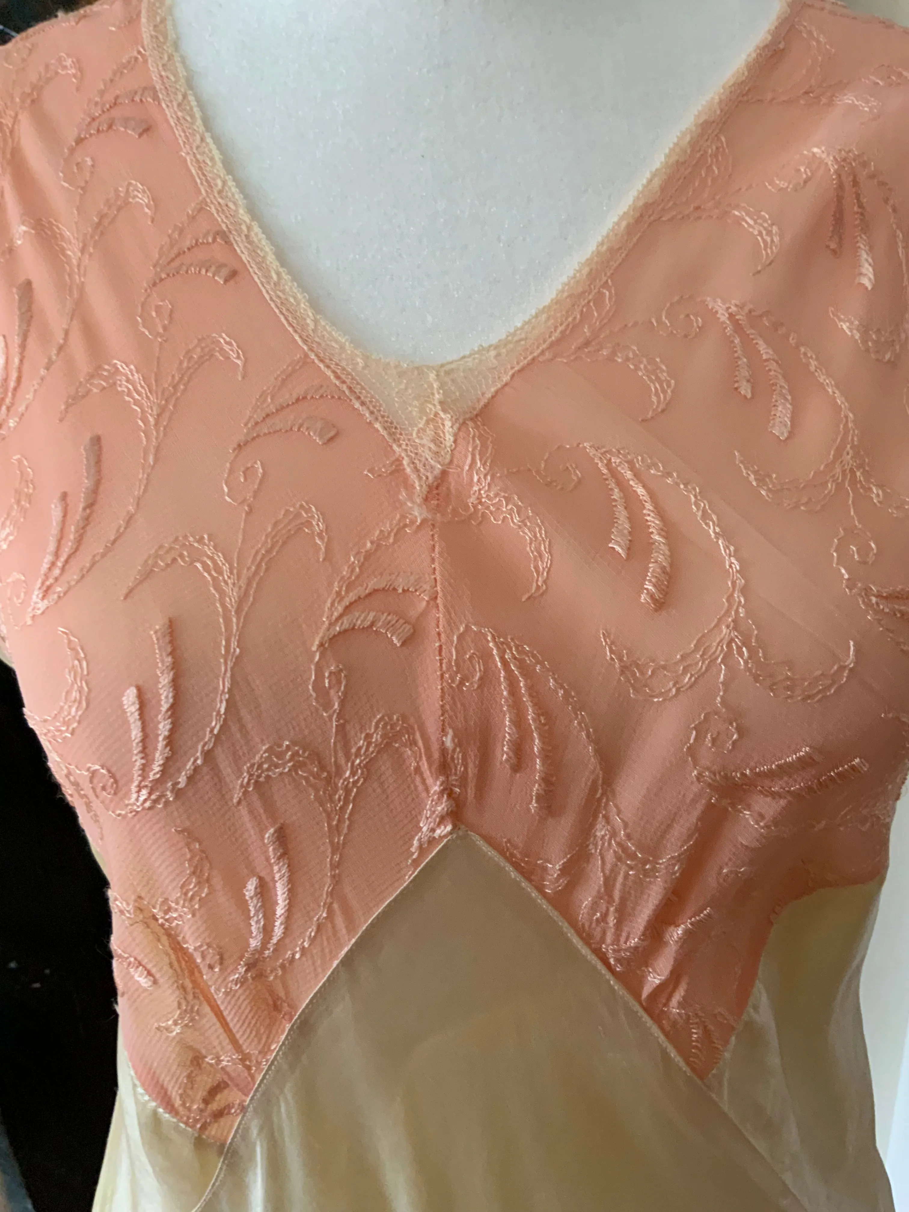 Satin Nightgown - 40s - 40AD