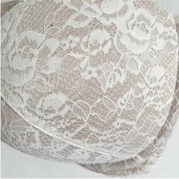 Torrid Curve Body T-Shirt Bra dusty pink lace lightly lined demi cup