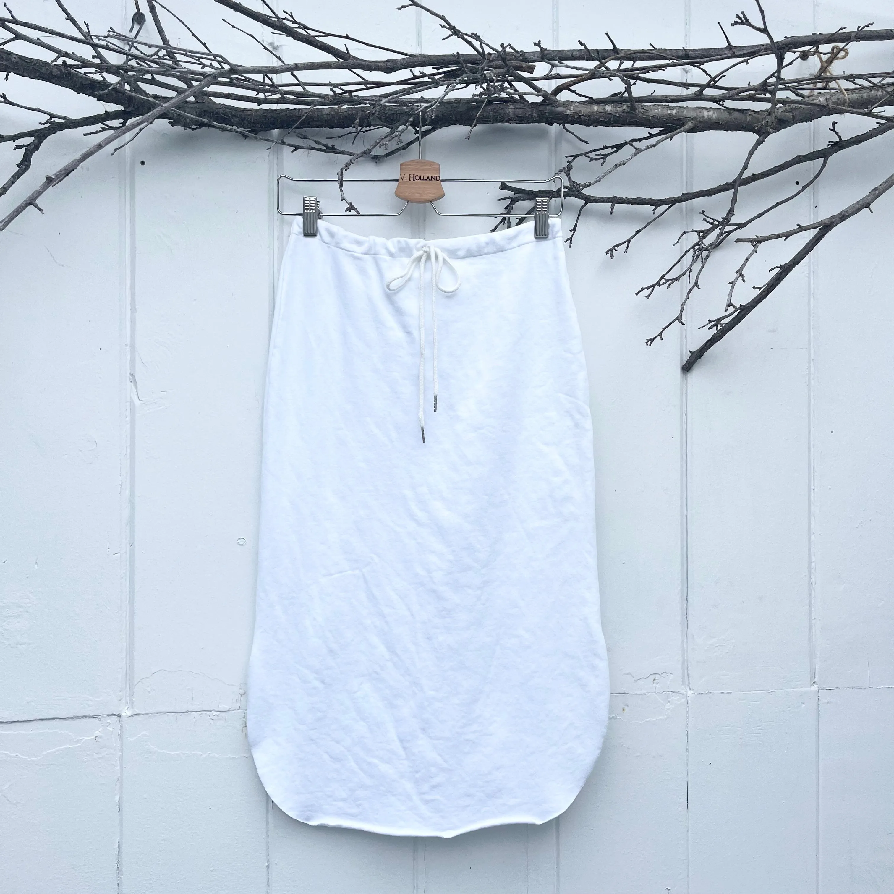 VH-1471 White Drawstring U skirt