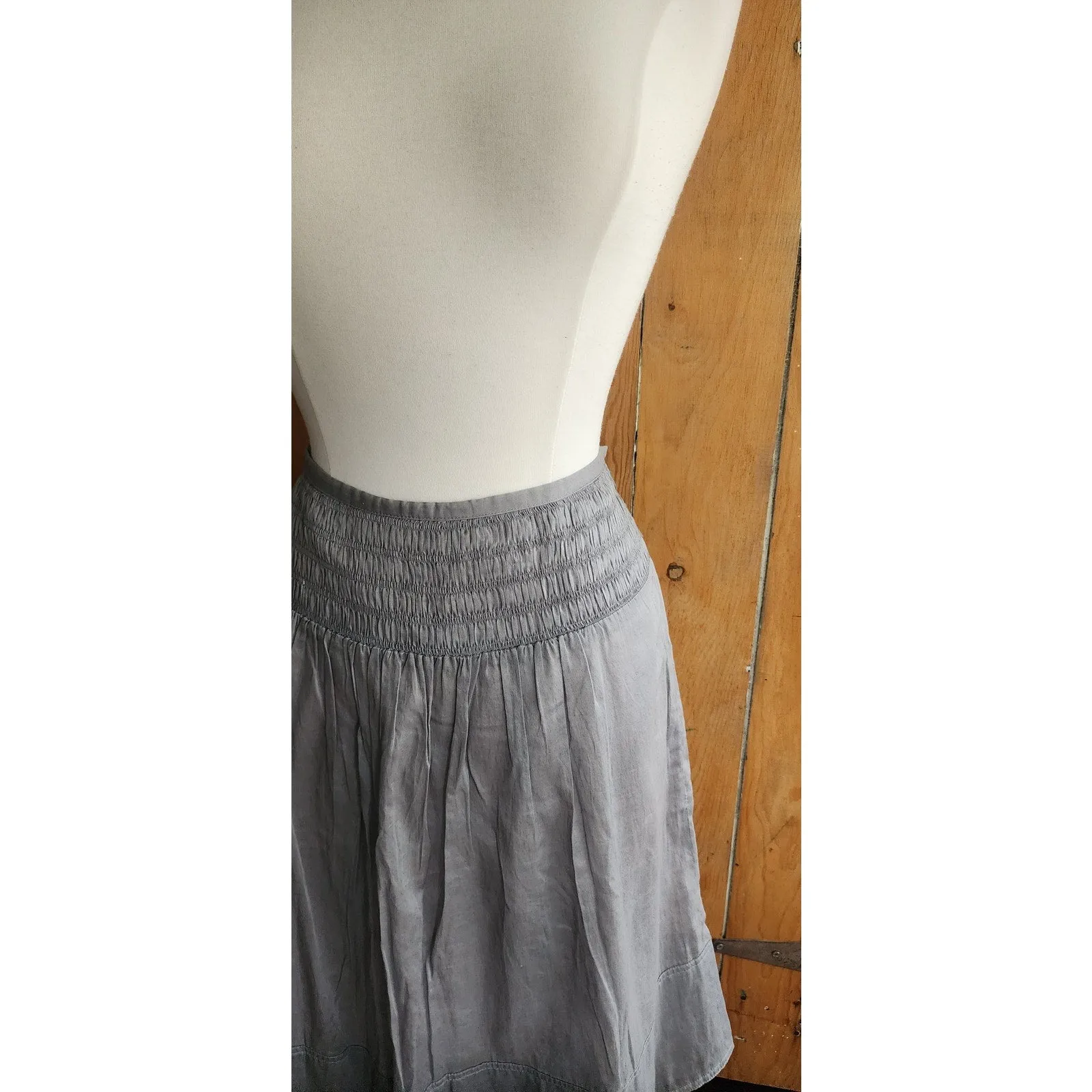 Vintage 2000s Burberry Skirt Gray Gauzy Cotton / Medium